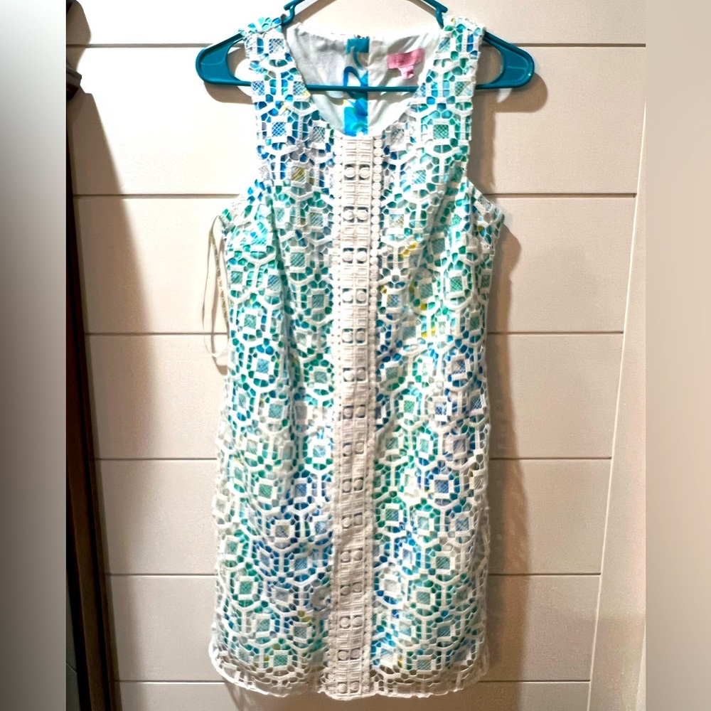 Lilly Pulitzer Rosalie shift dress. Size 2. Never worn.